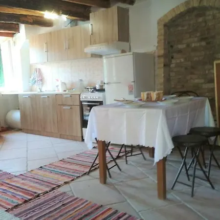 Case de vacanță River House Maria Lefkímmi