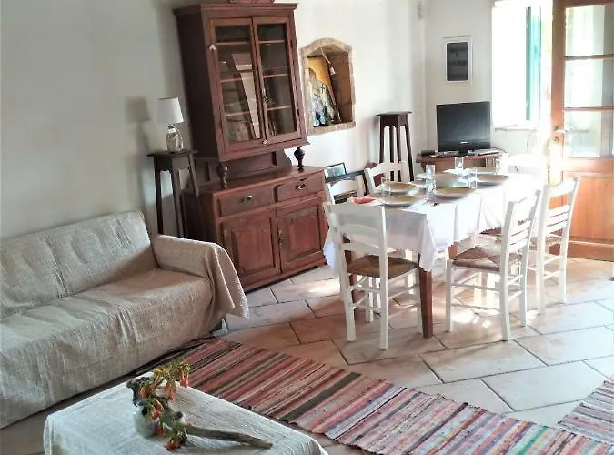 River House Maria * Λευκίμμη